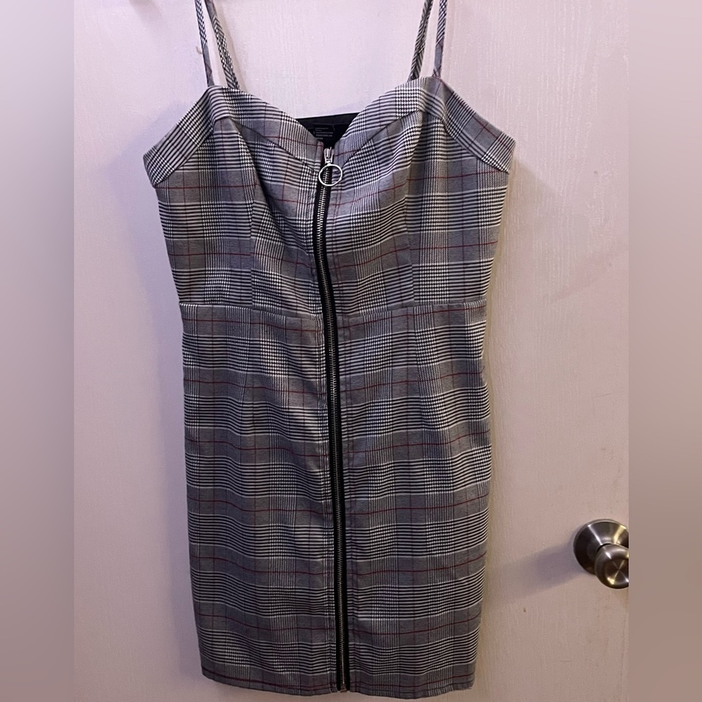 Medium plaid dress
